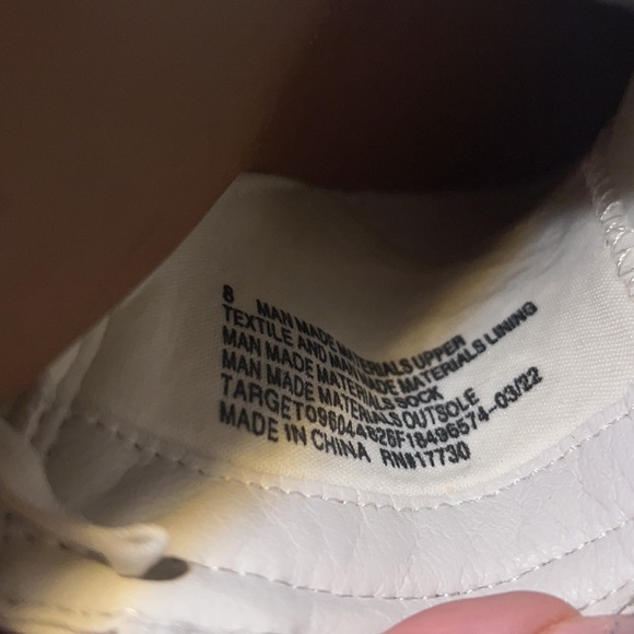 Universal Thread Clogs - Picture 7 of 8